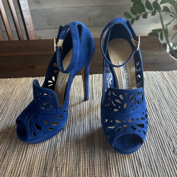 JIMMY CHOO | Kalan Perforated Blue Suede Platform Pumps Sz 37 - Picture 1 of 7